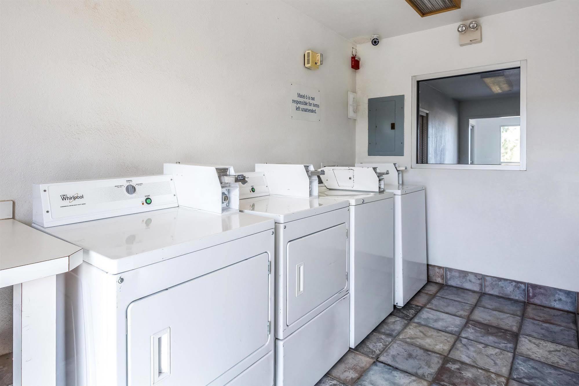 Motel 6-Needles, Ca Kültér fotó